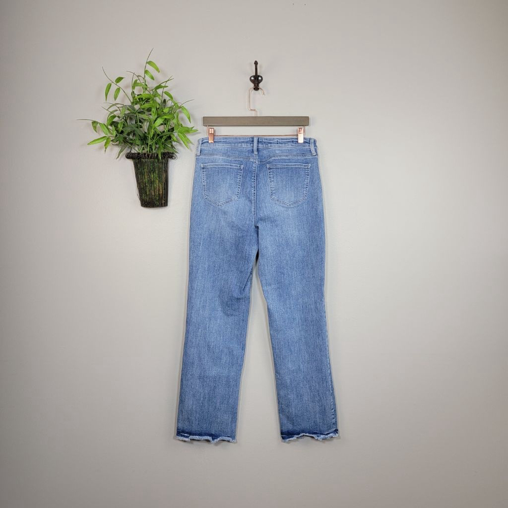 NYDJ 10 Relaxed Straight Leg Jeans Light Blue Wash Mid Rise Raw Frayed Hem - Picture 10 of 11